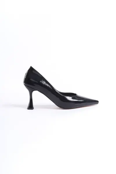 Kadın Siyah Rugan Stiletto TR08MS27A