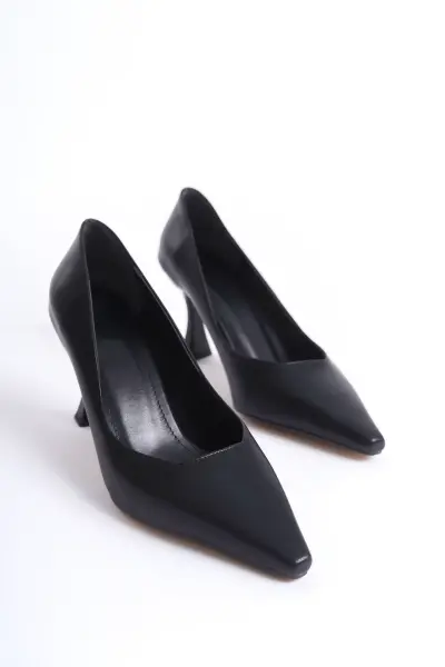Kadın Mat Siyah Stiletto TR08MS27H
