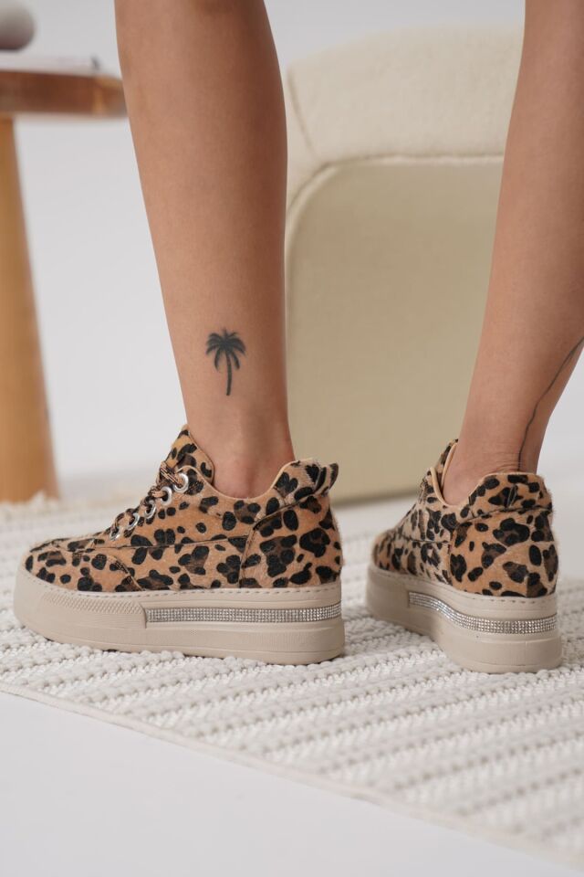 Kadın Leopar Desenli Gizli Topuklu Sneaker TR04MS01E