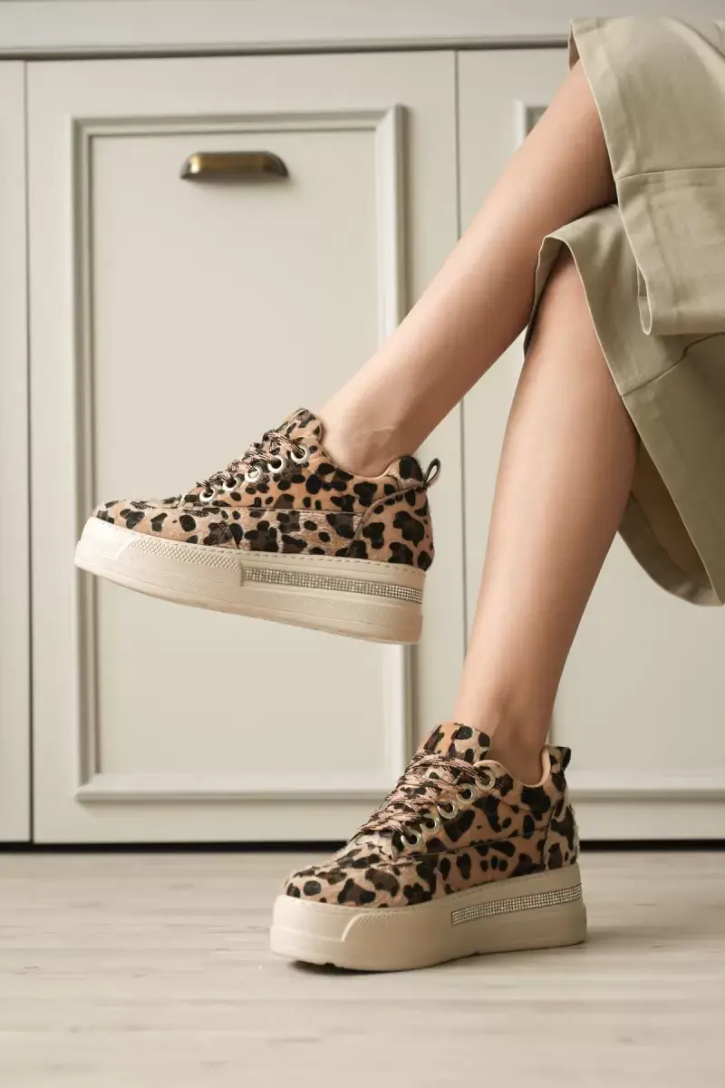 Kadın Leopar Desenli Gizli Topuklu Sneaker TR04MS01E