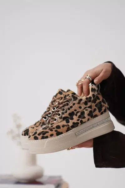 Kadın Leopar Desenli Gizli Topuklu Sneaker TR04MS01E