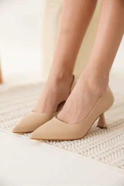 Kadın Nude Cilt Topuklu Ayakkabı TR08MS44B