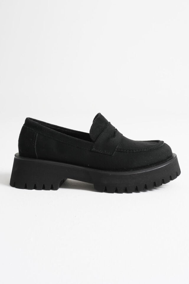 Kadın Günlük Siyah Süet Loafer Ayakkabı TR10MS02C