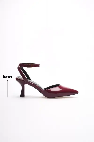 Kadın Bordo Rugan Topuklu Ayakkabı TR03MS02D