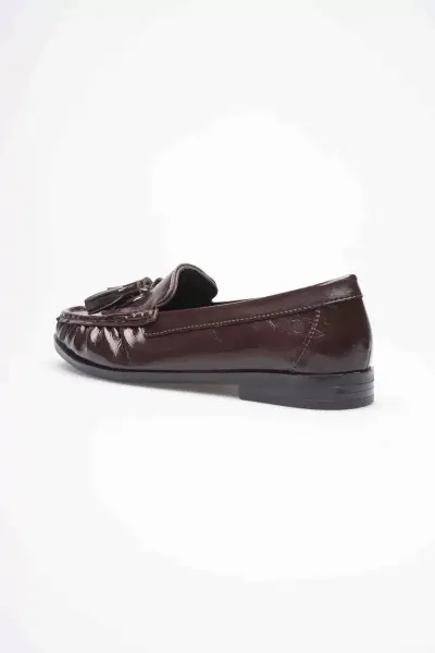 Acı Kahve Rugan Püsküllü Kadın Loafer Ayakkabı TR88MS01B