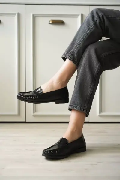 Siyah Parlak Deri Görünümlü Penny Loafer TR88MS02A