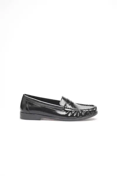 Siyah Parlak Deri Görünümlü Penny Loafer TR88MS02A