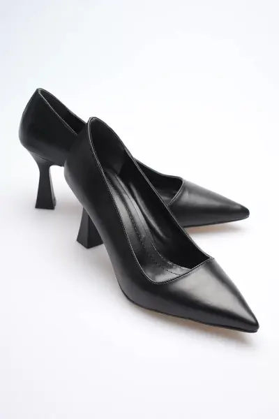 Siyah Sivri Burun Orta Topuklu Kadın Stiletto TR20MS02A