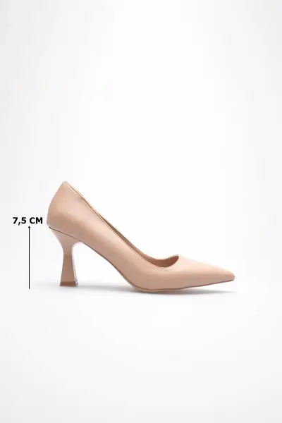 Nude Sivri Burun Orta Topuklu Kadın Stiletto TR20MS02D