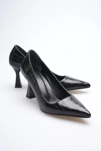 Siyah Kroko Sivri Burun Orta Topuklu Kadın Stiletto TR20MS02F